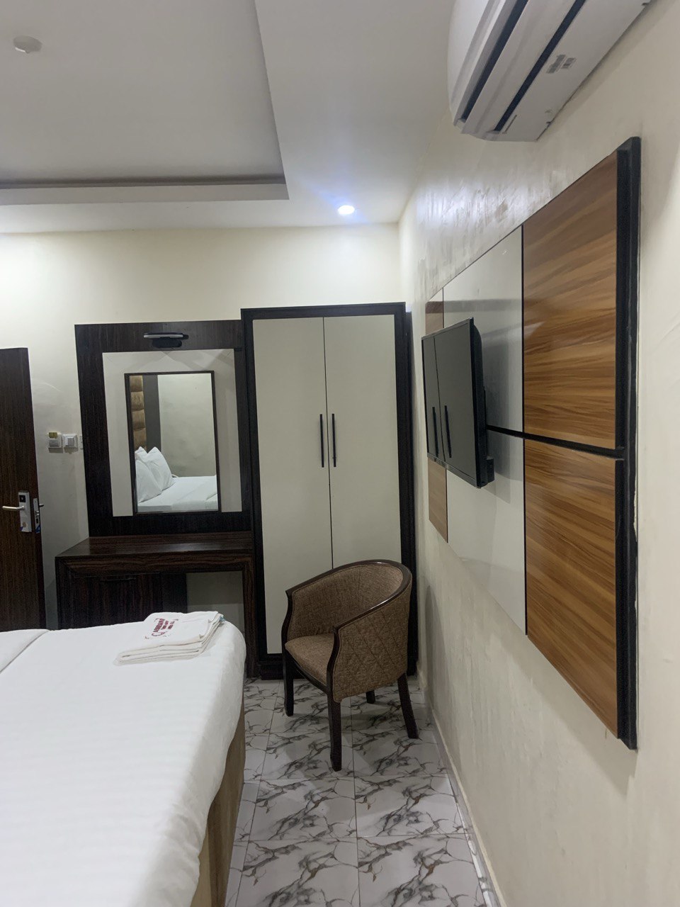 deluxe Room Interior