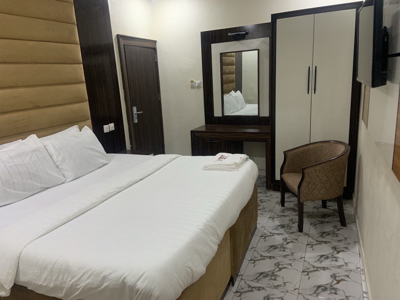 Standard Room Image 1